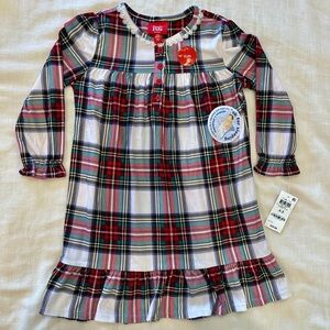 NEW Plaid Christmas Holiday Nightgown - Macy's Family Matching Pajamas Kids 4-5
